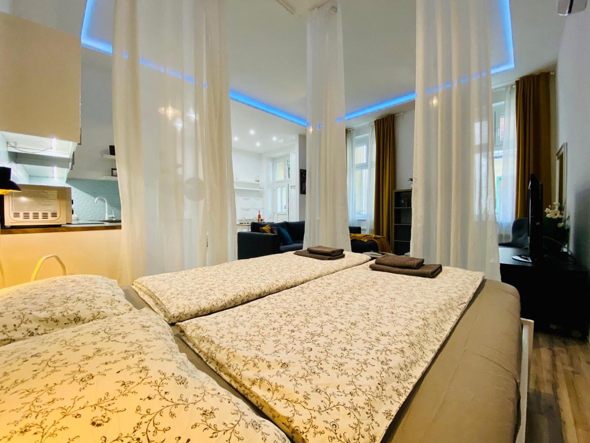 Chic Luxury In - Tropical Apartment *